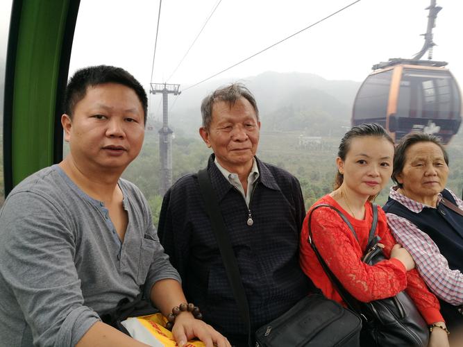 圆回!张家界车牌号买卖网!“育级程”